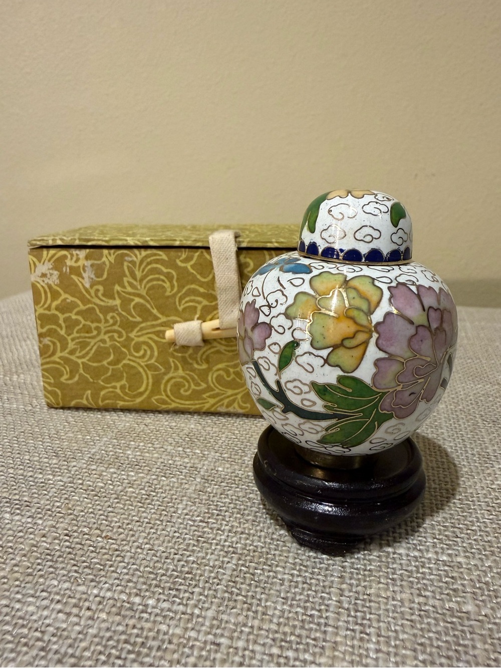 Vintage Miniature Chinese Cloisonné Ginger Jar Urn with Stand & Box